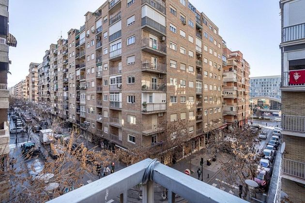 Foto 2 de Pis en venda a Camino de Ronda - Rosaleda de 5 habitacions amb terrassa i garatge