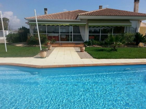 Foto 1 de Chalet en venta en Puerto Lumbreras de 6 habitaciones con terraza y piscina