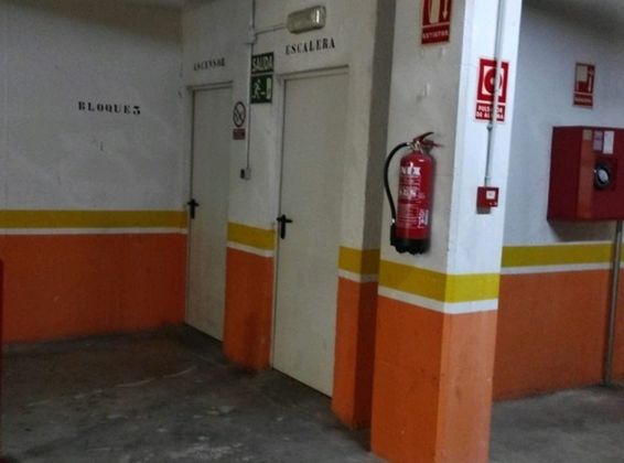 Foto 2 de Garaje en venta en La Viña-San José de 12 m²