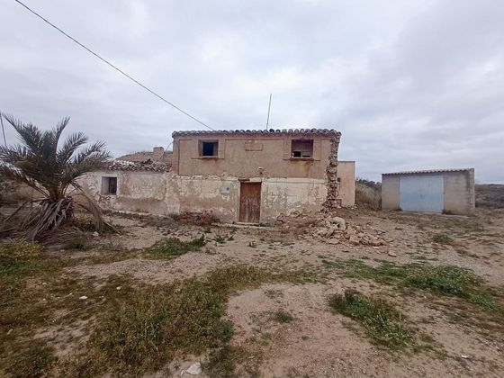 Foto 1 de Casa rural en venta en Zarcilla de Ramos-Doña Inés de 3 habitaciones con jardín