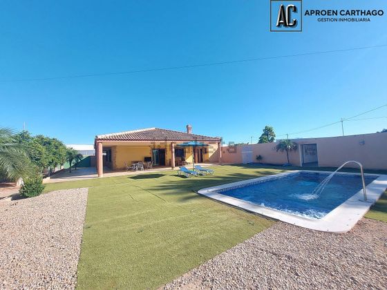 Foto 1 de Casa rural en venda a calle La Grajuela de 3 habitacions amb terrassa i piscina