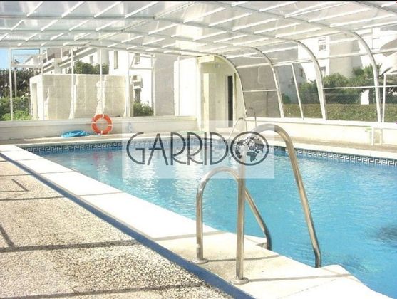 Foto 2 de Pis en lloguer a Laguna Beach de 2 habitacions amb terrassa i piscina