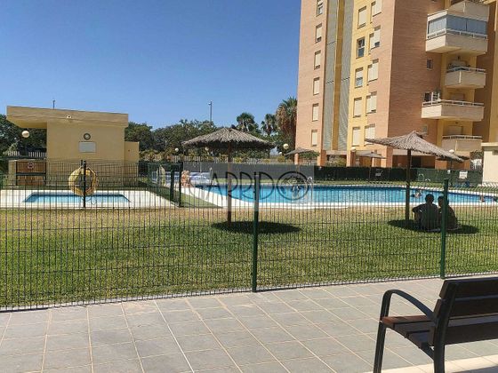 Foto 2 de Pis en lloguer a Poniente-Faro de 2 habitacions amb terrassa i piscina