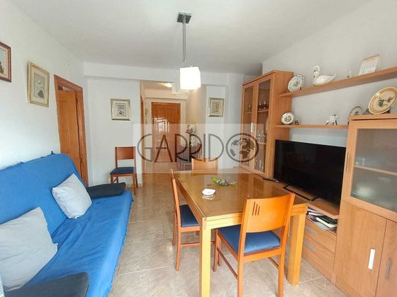 Foto 2 de Pis en lloguer a calle Levante de 3 habitacions amb terrassa i mobles