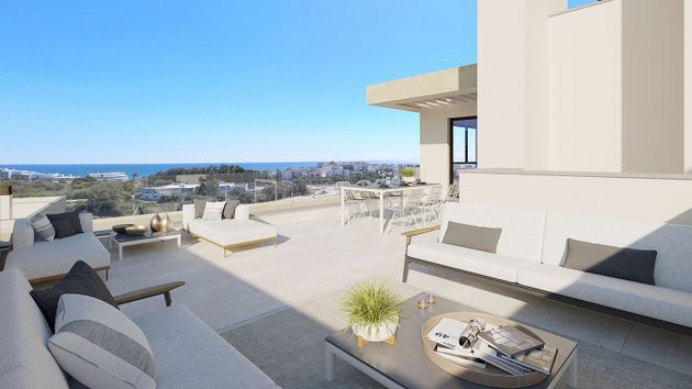Foto 1 de Ático en venta en Centro Urbano de 3 habitaciones con terraza y piscina