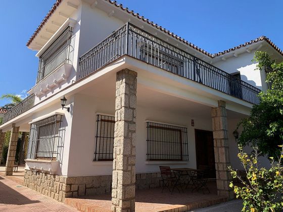 Foto 1 de Chalet en venta en Pedregalejo de 5 habitaciones con terraza y piscina