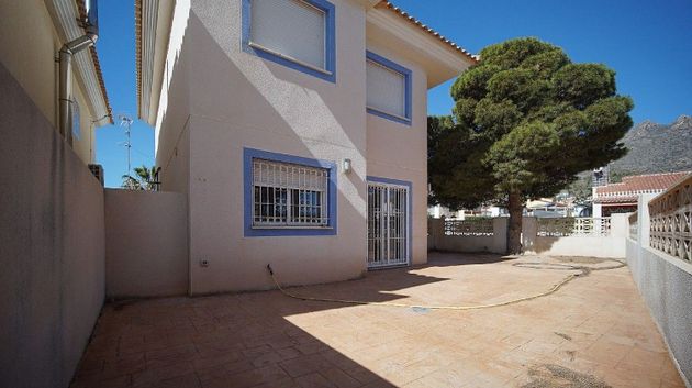 Foto 1 de Xalet en venda a Bolnuevo de 4 habitacions amb terrassa i garatge