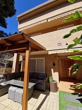 Foto 2 de Casa adossada en venda a El Vedat - Santa Apolonia de 3 habitacions amb terrassa i piscina