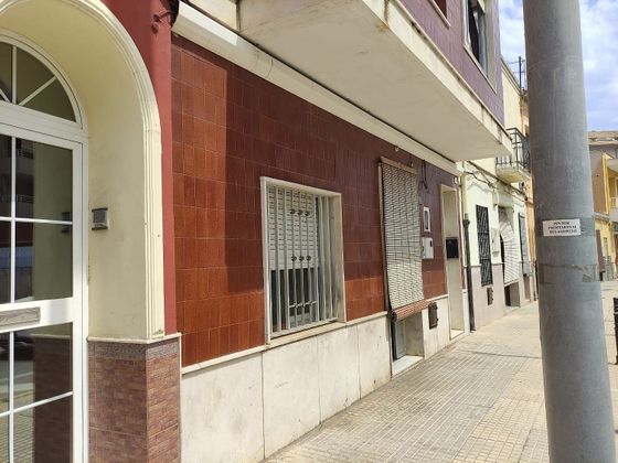 Foto 1 de Casa en venta en calle Grau de Gandia Cami Vell del Grau de 3 habitaciones con terraza y piscina