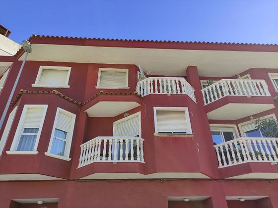 Foto 1 de Venta de casa adosada en calle Miramar Alquerieta de 3 habitaciones con terraza y jardín