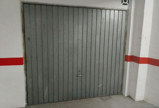Foto 1 de Garaje en venta en Centro - Gandia de 15 m²