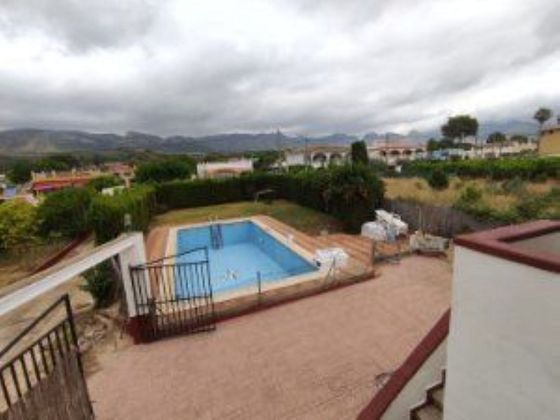 Foto 1 de Chalet en venta en Palma de Gandía de 5 habitaciones con terraza y piscina