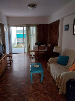 Foto 2 de Piso en venta en Playa de Gandia de 3 habitaciones con terraza y garaje