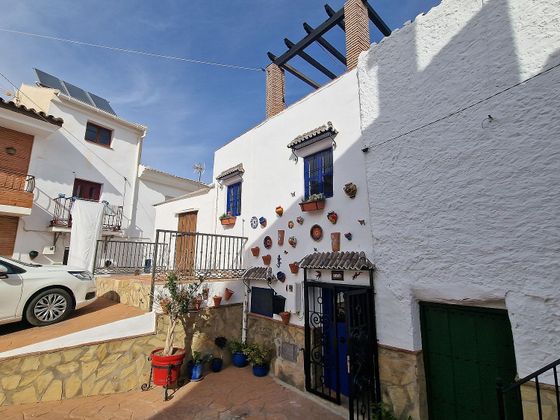 Foto 2 de Casa adossada en venda a Viñuela de 2 habitacions amb terrassa i calefacció