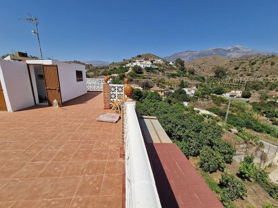 Foto 2 de Venta de chalet en calle Los Ramirez de 3 habitaciones con terraza y balcón