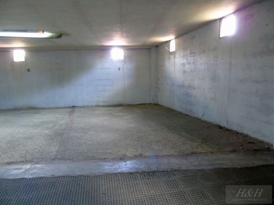 Foto 2 de Venta de garaje en El Castell de 22 m²