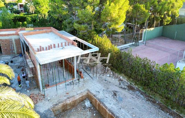 Foto 2 de Chalet en venta en La Cañada de 5 habitaciones con terraza y piscina