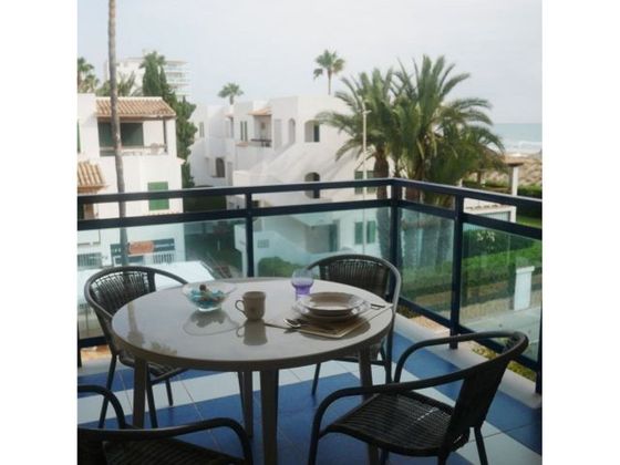Foto 2 de Àtic en venda a calle Les Marines de 2 habitacions amb terrassa i piscina