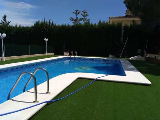 Foto 2 de Casa en venta en La Alcayna de 4 habitaciones con terraza y piscina