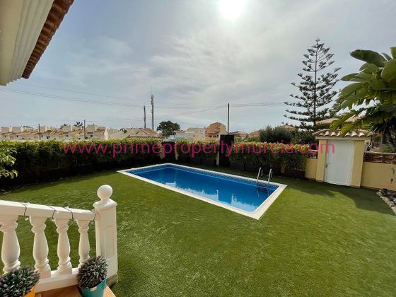 Foto 2 de Chalet en venta en Bolnuevo de 4 habitaciones con terraza y piscina