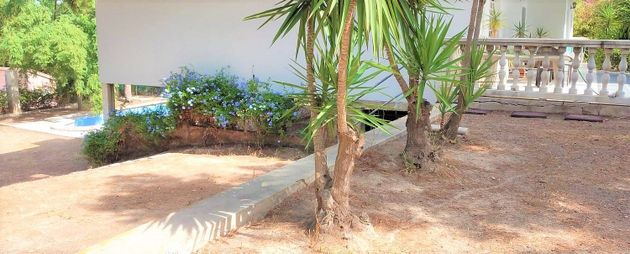 Foto 2 de Chalet en venta en Guadalupe de 7 habitaciones con terraza y piscina