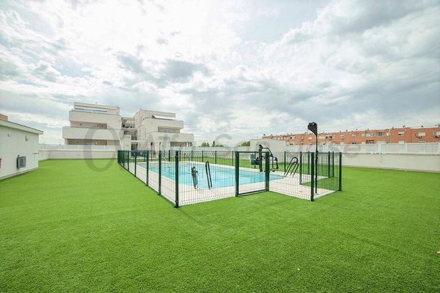 Foto 1 de Pis en venda a Rinconada (La) de 3 habitacions amb terrassa i piscina