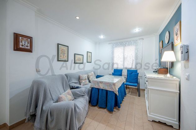 Foto 1 de Casa en venda a Rinconada (La) de 3 habitacions amb terrassa i balcó