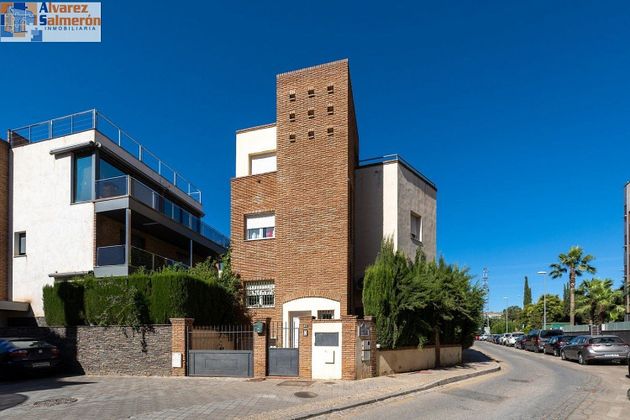 Foto 1 de Xalet en venda a Cervantes de 4 habitacions amb terrassa i garatge