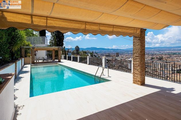 Foto 1 de Venta de casa en Albaicín de 5 habitaciones con terraza y piscina