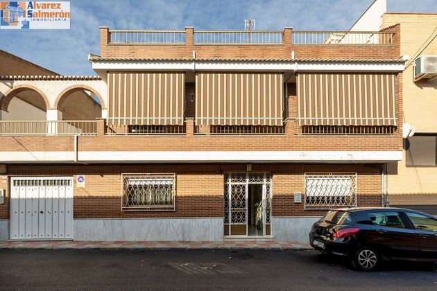 Foto 1 de Venta de chalet en San Miguel de 5 habitaciones con terraza y balcón