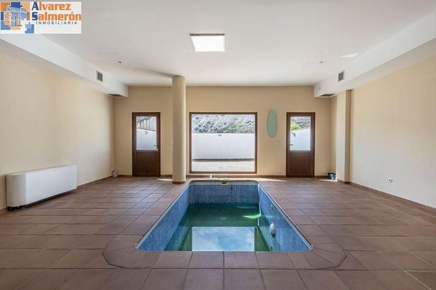 Foto 1 de Casa en venta en Crta. De la Sierra de 5 habitaciones con terraza y piscina