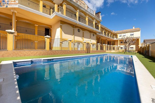 Foto 1 de Pis en venda a Casco Histórico de 2 habitacions amb piscina i garatge