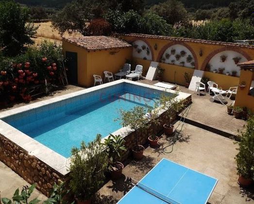 Foto 1 de Casa en venda a Valdecaballeros de 7 habitacions amb piscina i aire acondicionat