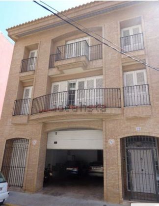 Foto 1 de Venta de casa en El Cabanyal- El Canyamelar de 6 habitaciones con terraza y balcón
