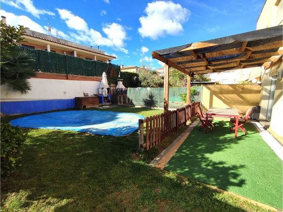 Foto 1 de Casa en venda a Sant Sadurní d´Anoia de 4 habitacions amb terrassa i piscina