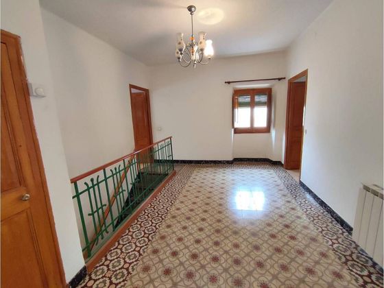 Foto 1 de Venta de casa en Avinyonet del Penedès de 6 habitaciones con terraza y calefacción