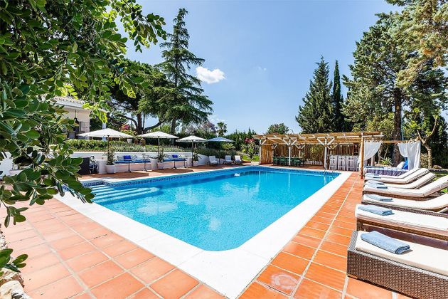 Foto 2 de Chalet en venta en Pinos de Alhaurín - Periferia de 6 habitaciones con terraza y piscina
