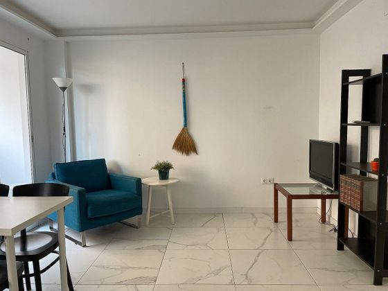 Foto 2 de Piso en venta en Perchel Norte - La Trinidad de 1 habitación con terraza y aire acondicionado
