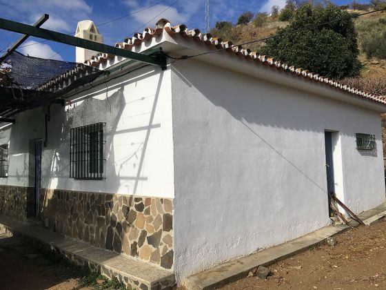 Foto 2 de Venta de casa rural en calle Pajarete Pizarra Pizarra Málaga España de 3 habitaciones y 136 m²