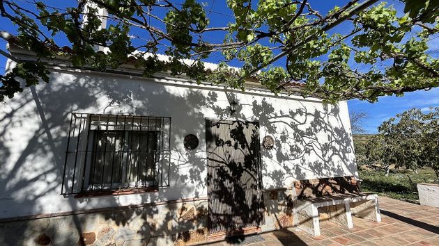 Foto 2 de Casa rural en venda a polígono Diseminado de 3 habitacions amb terrassa i jardí