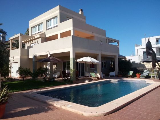 Foto 1 de Xalet en venda a calle Murcia de 4 habitacions amb terrassa i piscina