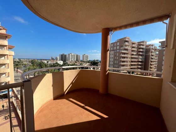 Foto 2 de Piso en venta en calle Canales de Veneziola de 2 habitaciones con terraza y piscina