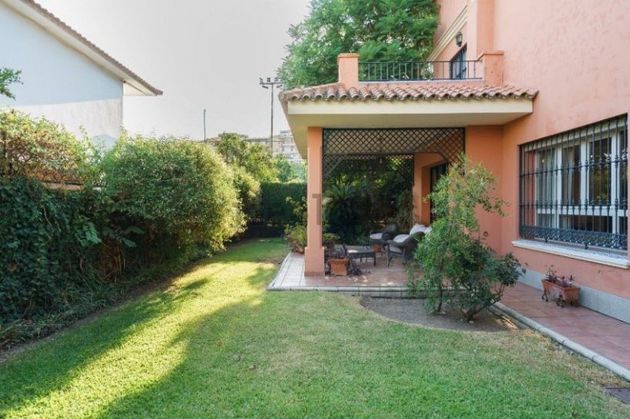 Foto 2 de Xalet en venda a Sector Sur  - La Palmera - Reina Mercedes de 9 habitacions amb terrassa i garatge