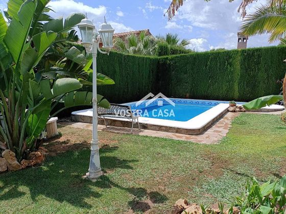 Foto 2 de Casa en venda a La Loma de 5 habitacions amb terrassa i piscina