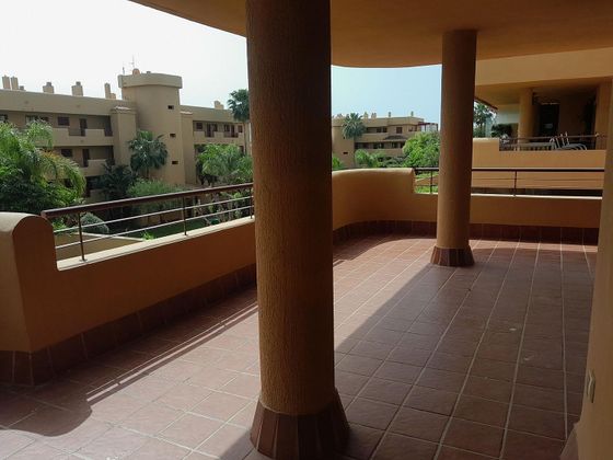 Foto 1 de Venta de piso en calle Mar Cantabrico de 2 habitaciones con terraza y piscina