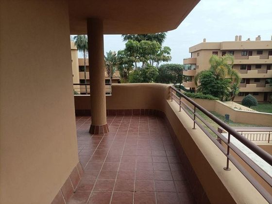 Foto 2 de Pis en venda a calle Mar Cantabrico de 2 habitacions amb terrassa i piscina
