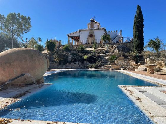 Foto 1 de Casa rural en venda a Alameda de 3 habitacions amb piscina i jardí