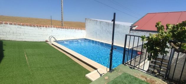 Foto 2 de Xalet en venda a Mejostilla de 4 habitacions amb terrassa i piscina