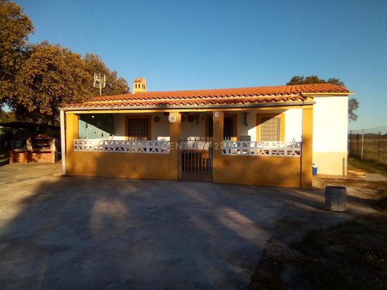 Foto 2 de Casa en venda a Pedanías de Cáceres de 4 habitacions i 150 m²