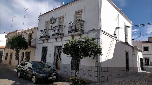 Foto 1 de Pis en venda a calle Las Chimeneas de 3 habitacions amb balcó